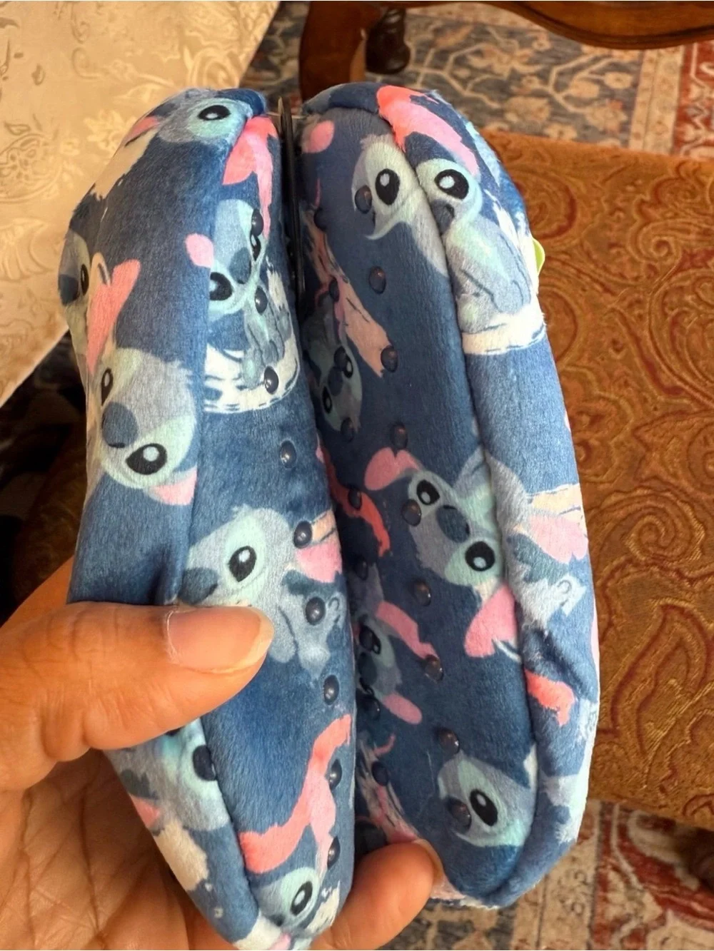 Disney Stitch Snuggle Toes Slipper Socks; Toddler’s Size 2T-3T NWT